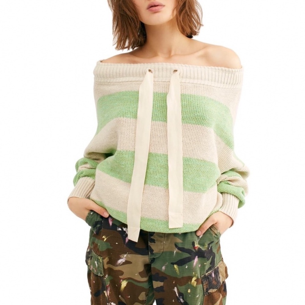 Free People‎ Cassidy Off-The-Shoulder Sweater Womens Medium Green Cream Striped